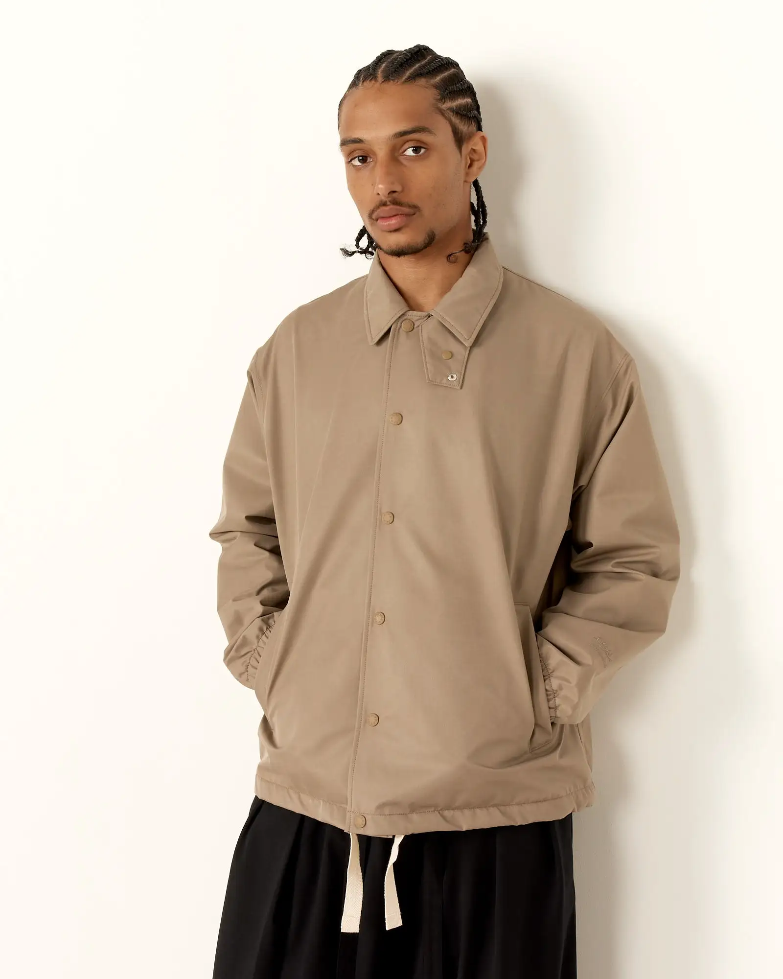 2L GORE-TEX Coach Jacket in Beige