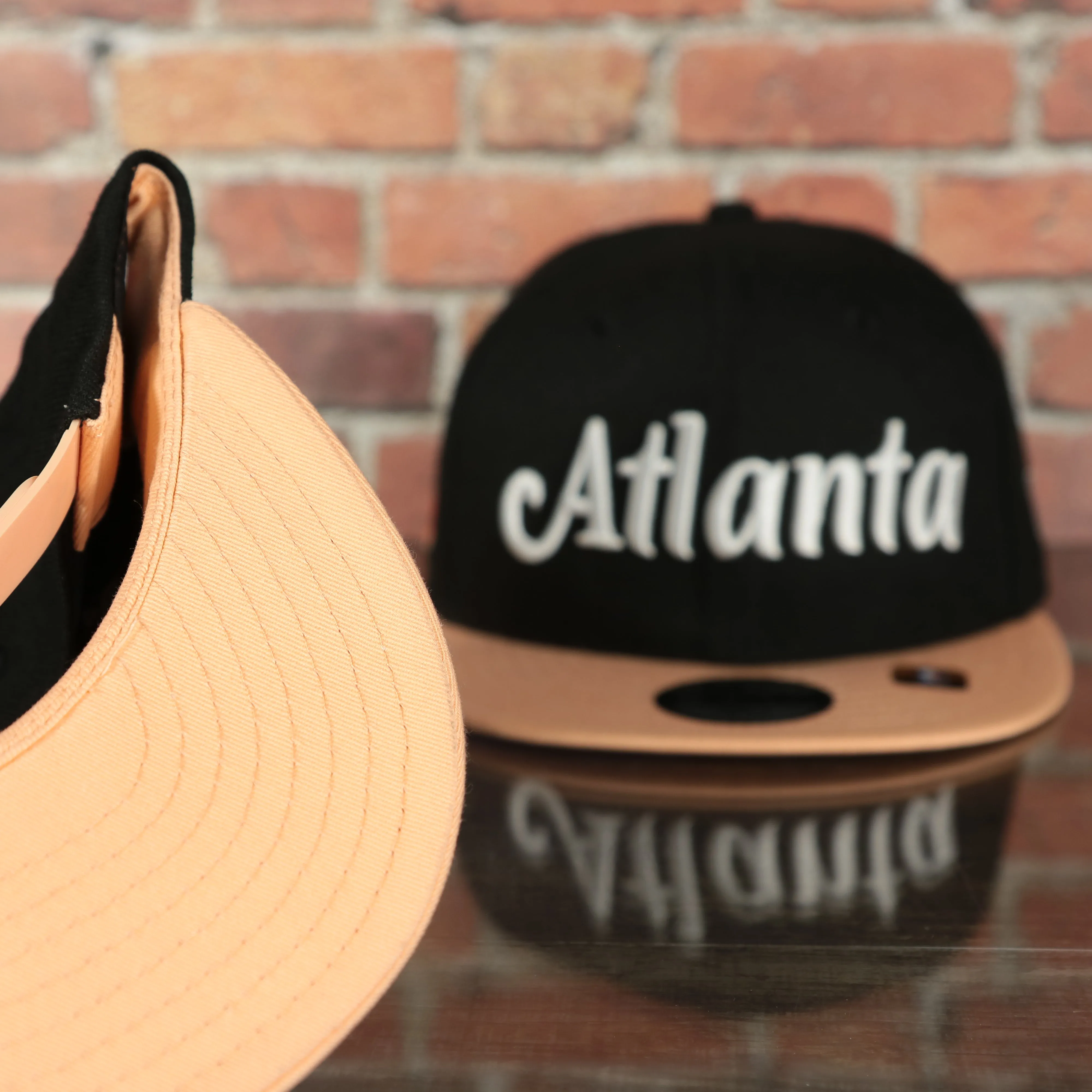 Atlanta Hawks 2022 City Edition Atlanta Peach Logo Peach Bottom Youth 9Fifty Side Patch Snapback Cap | New Era, Black