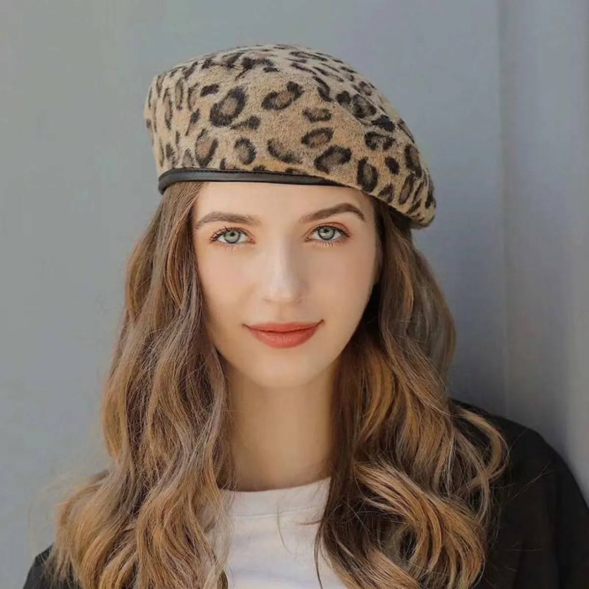 Beret Queen War (Brown)