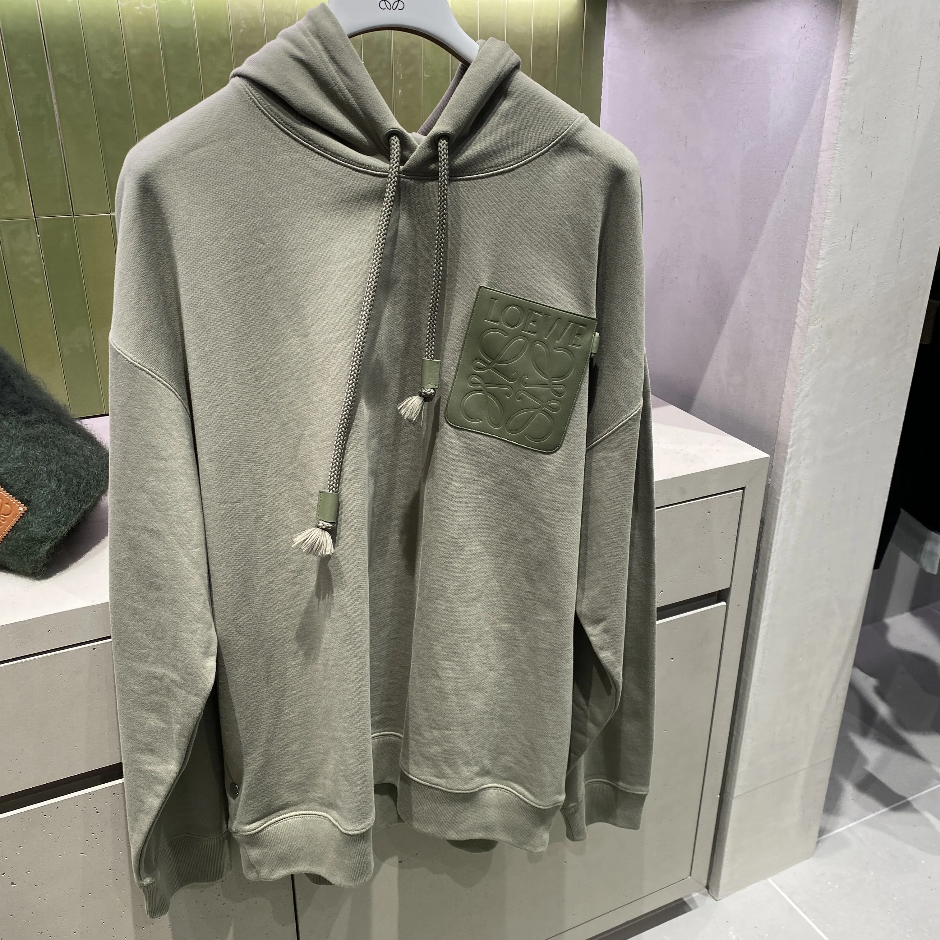 LOEWE  |Luxury FX Advantage / Exclusive Hoodies