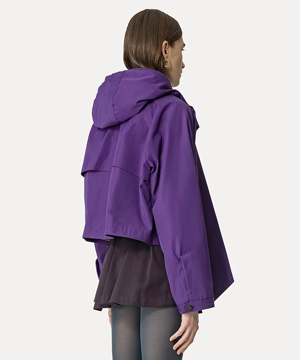 peacoat in hi–tech twill with a detachable hood