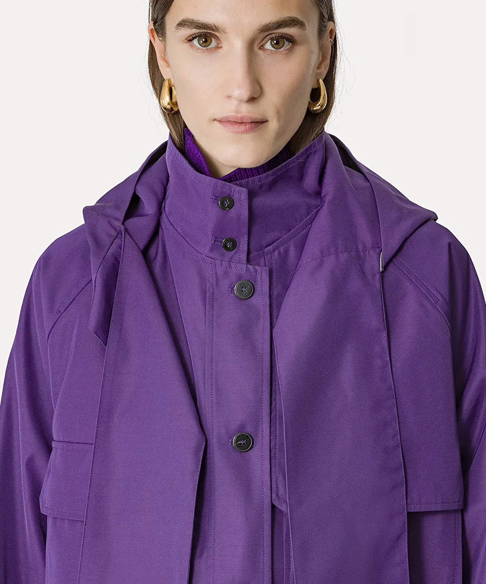 peacoat in hi–tech twill with a detachable hood