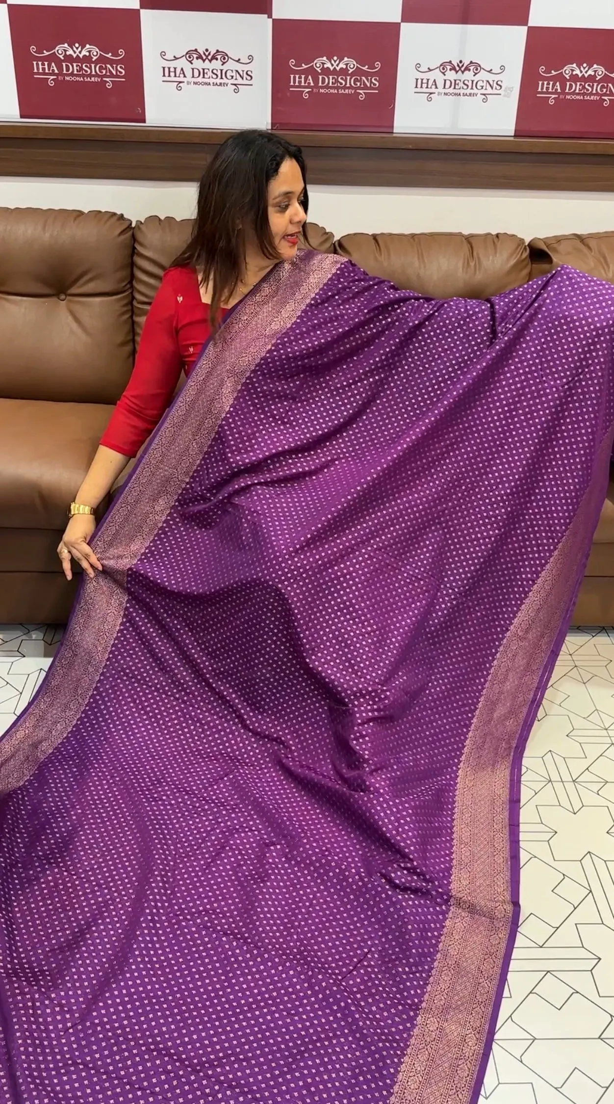 SILK BANARASI SAREES - IHA 13941