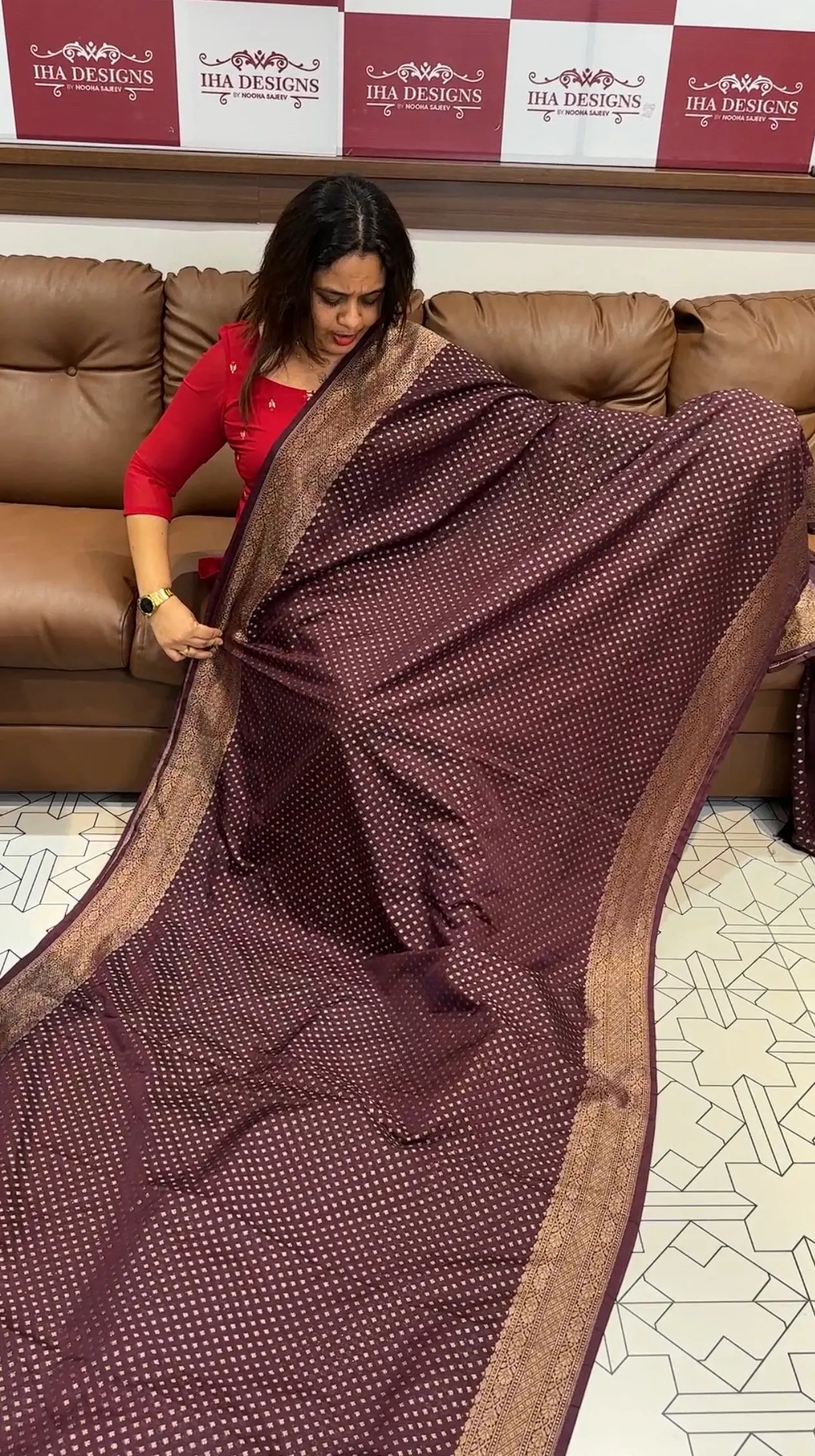 SILK BANARASI SAREES - IHA 13941