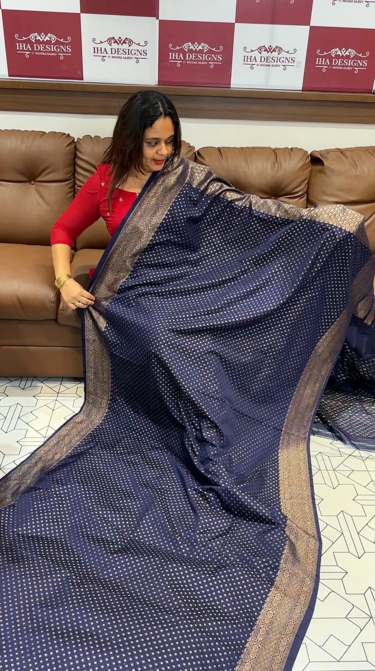 SILK BANARASI SAREES - IHA 13941