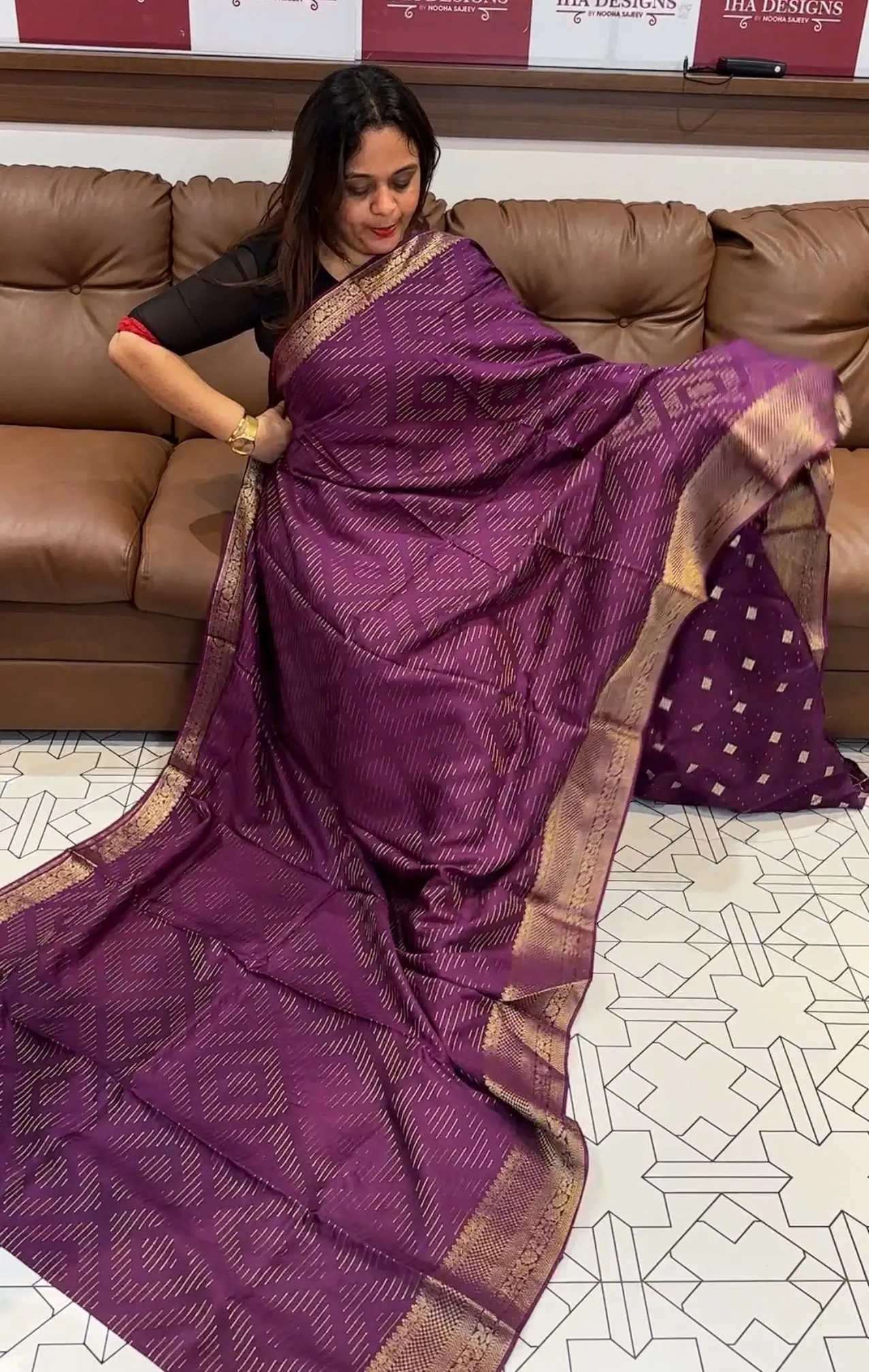 SILK BANARASI SAREES - IHA 14139