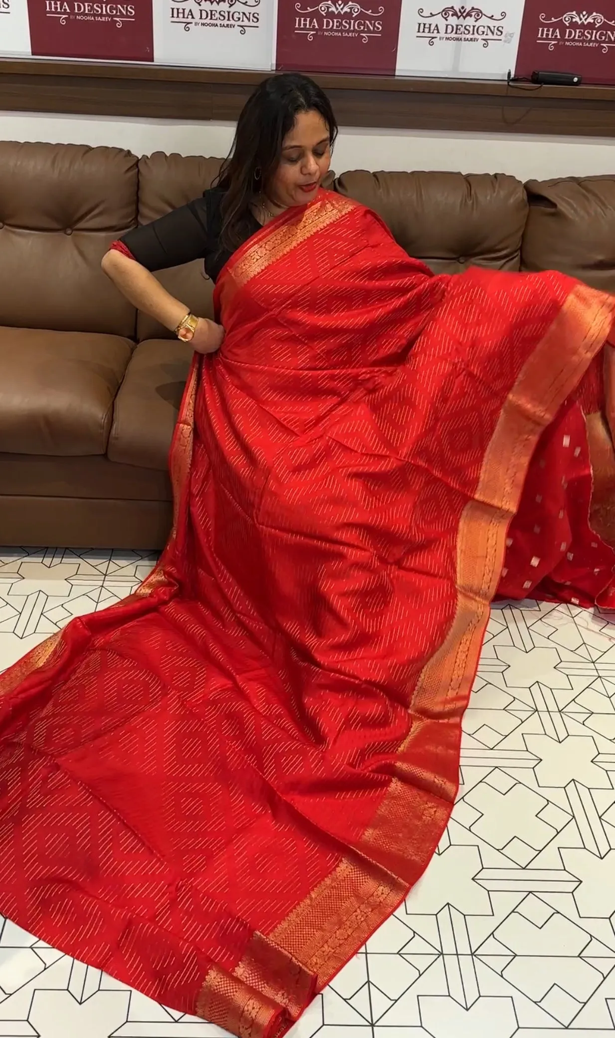 SILK BANARASI SAREES - IHA 14139