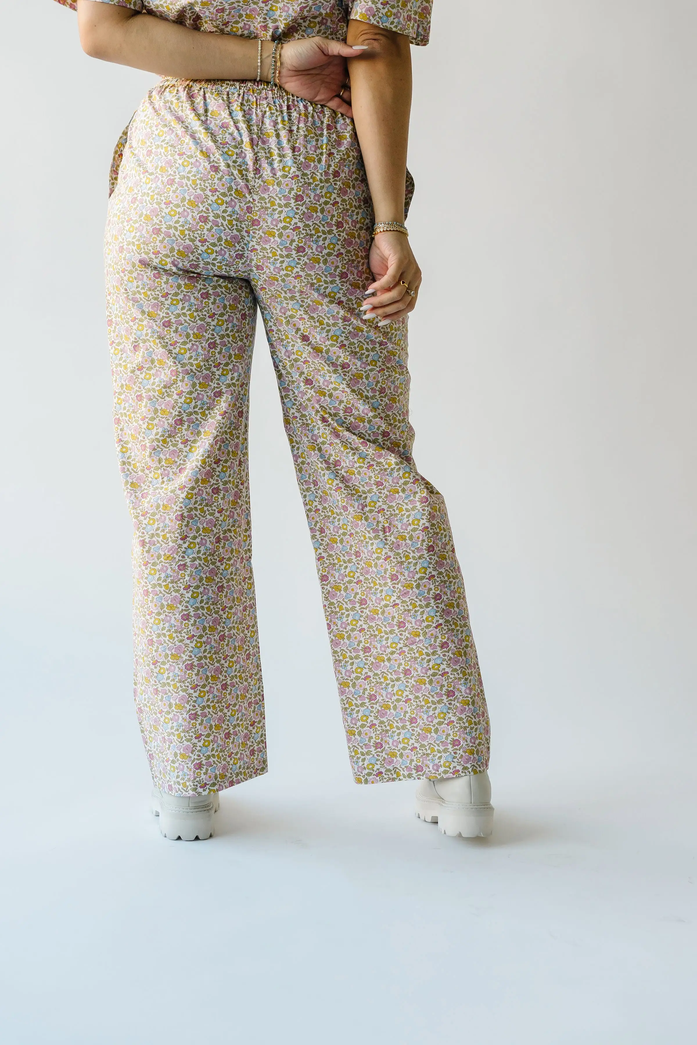 The Mulder Straight Leg Trouser in Rose